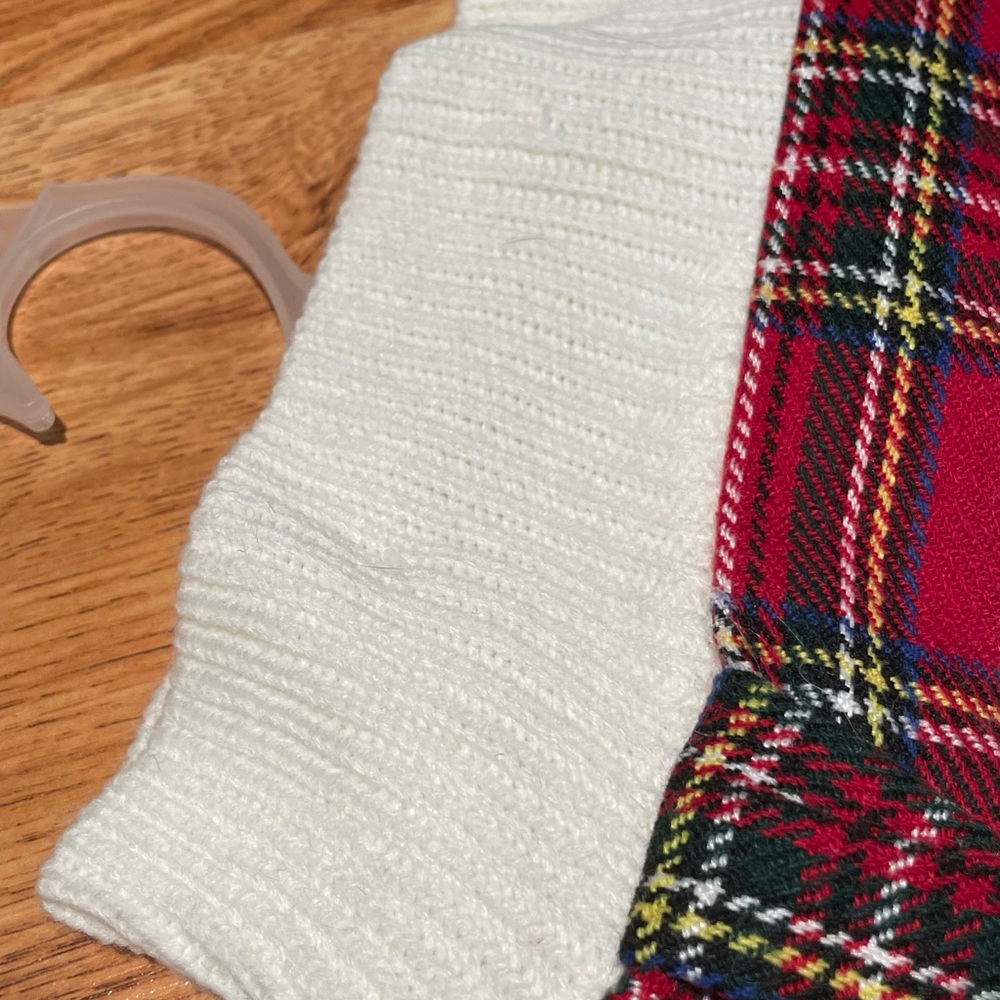 Holiday Pet Sweater - Picture 4 of 10